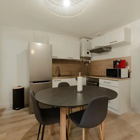 Le Nid De Faventines Apartamento *